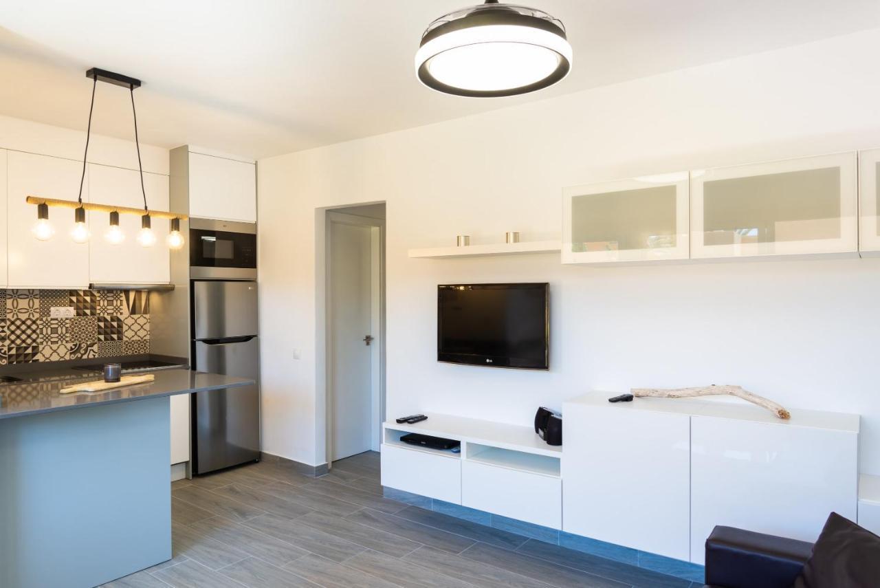 Casa Lucien - Newly Refurbished Apartment With Swimming Pool - Ideal For Couples Corralejo Exteriér fotografie